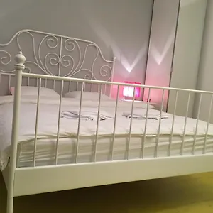 Green Apartment Румыния